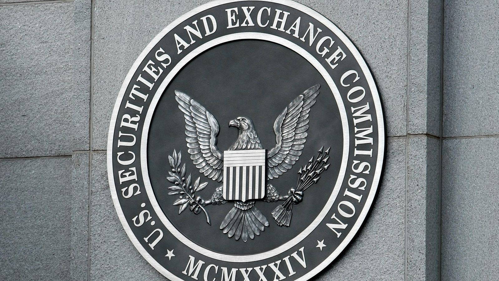 Hackers Compromise SEC Database to Make Millions